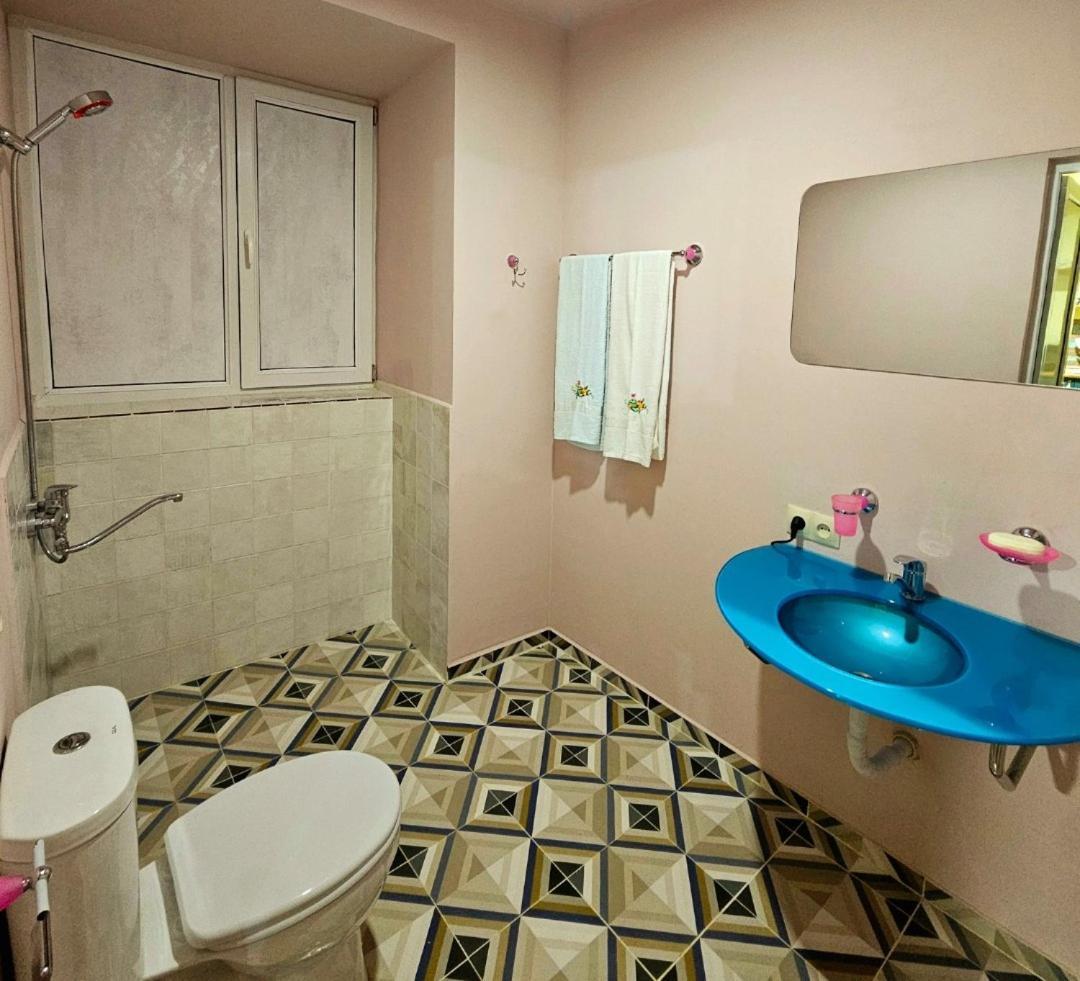 Apartment In The Old District Тбилиси Экстерьер фото