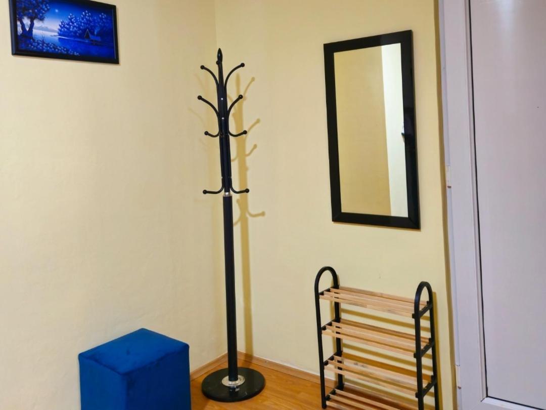 Apartment In The Old District Тбилиси Экстерьер фото